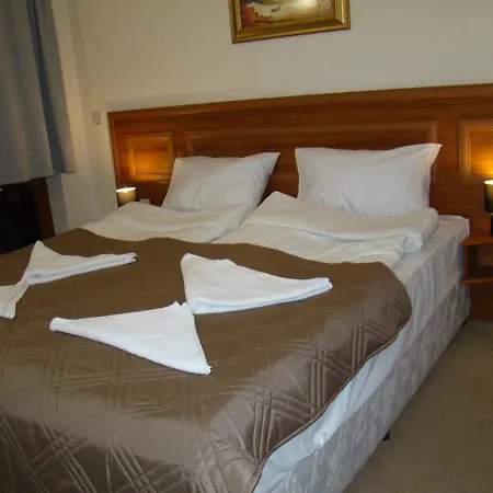 Dino Privates Emerald バンスコ