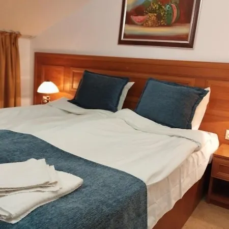 Dino Privates Emerald バンスコ