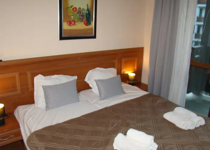 Dino Privates Emerald Apartment