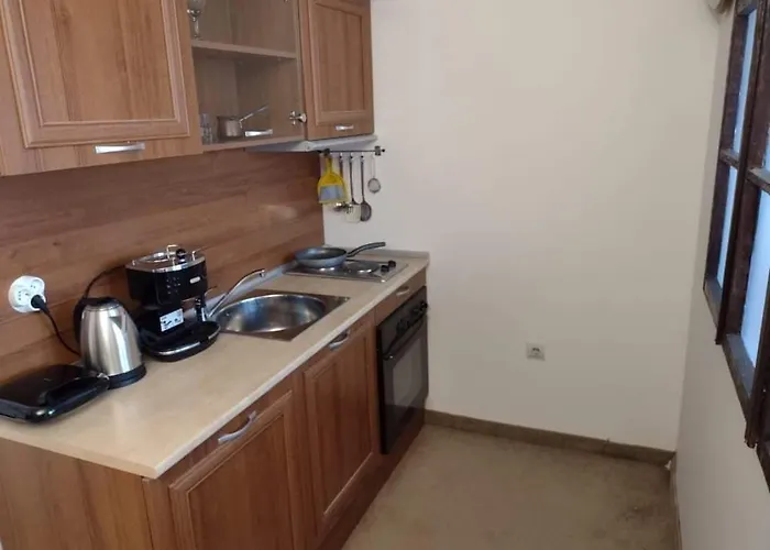 Dino Privates Emerald Apartment