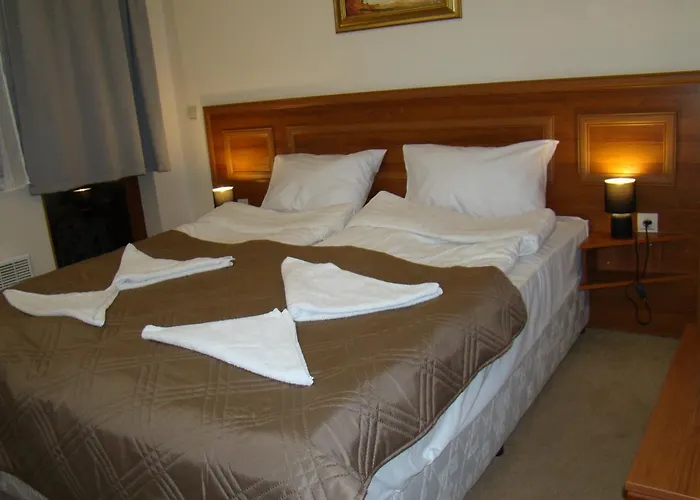 Dino Privates Emerald Bansko