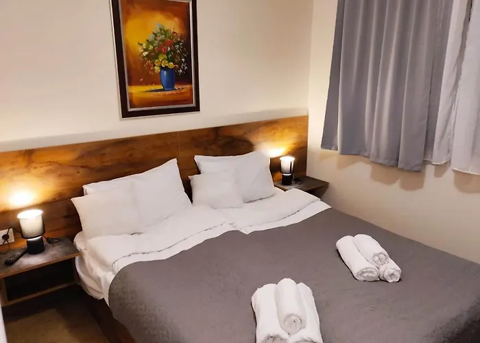 Dino Privates Emerald *